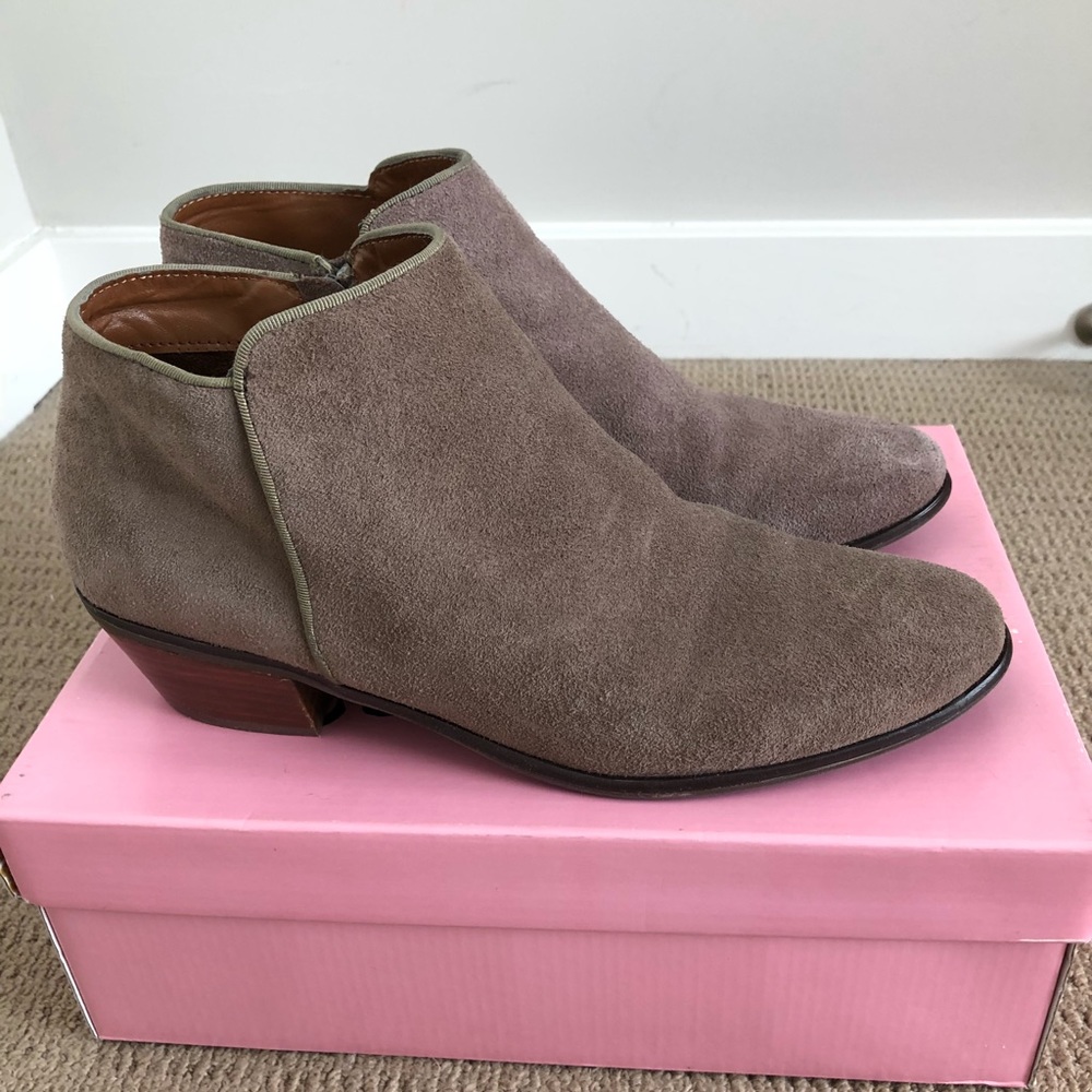 Crown Vintage Tabitha Ankle Bootie Sz 10